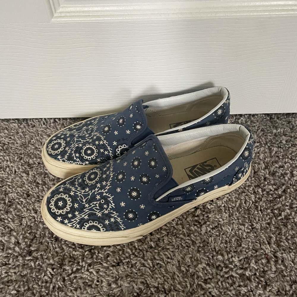 blue patterned slip on vans